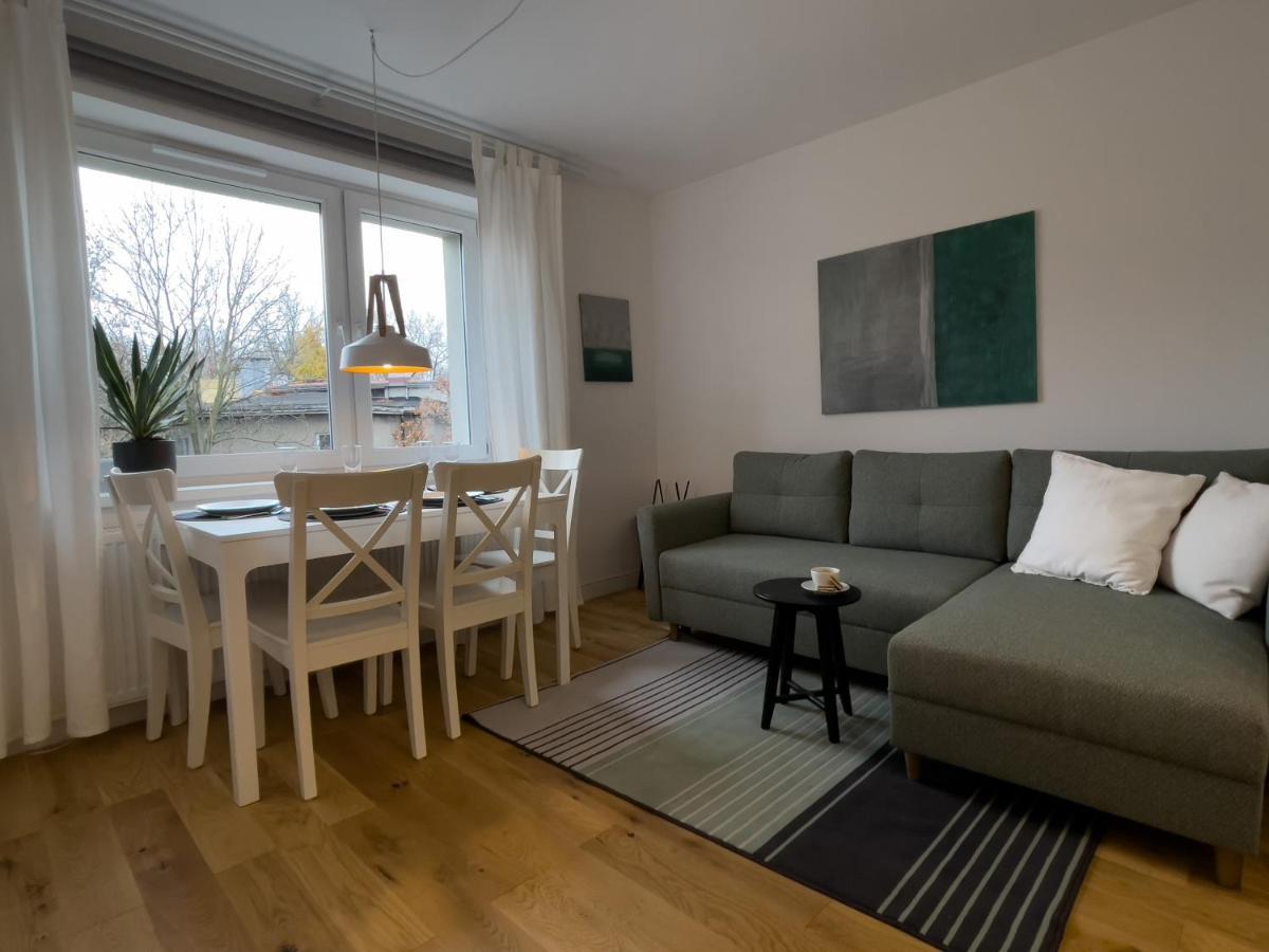 Urban Apartments Cosy No 4, Free Private Parking, Self Check-In Chorzow Exterior photo
